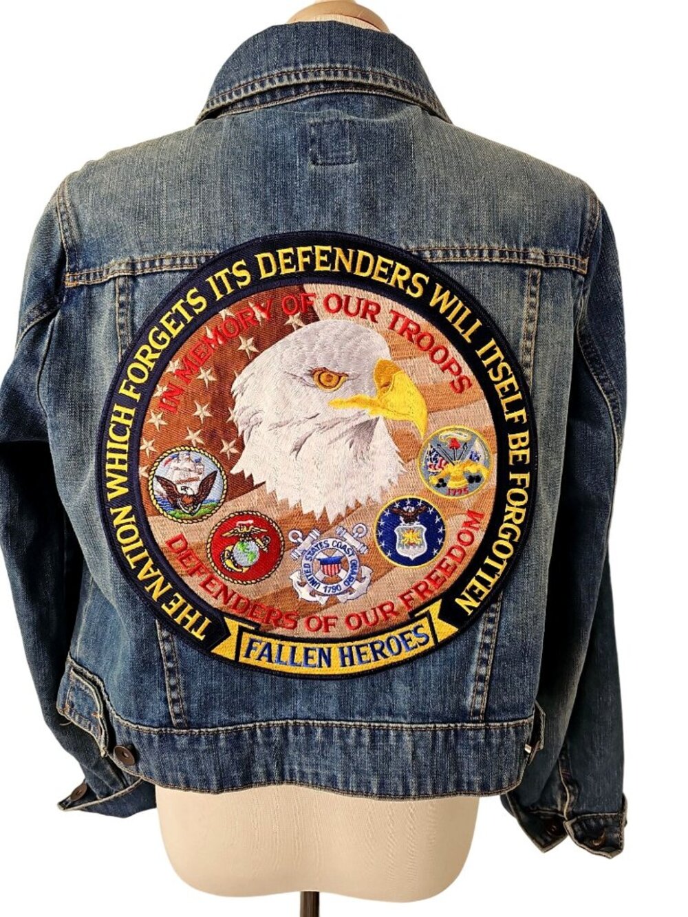 Denim Jacket Graphic Back Patch Eagle Military Style Womens M/L Med Wash NEW